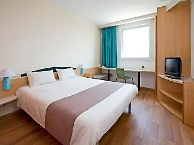 Ibis Bilbao Barakaldo Hotel 0*,